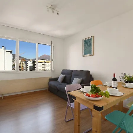 Santi Few Min From - Happy Lugano