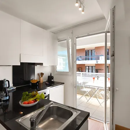 Santi Few Min From - Happy Apartment *