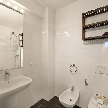 Apartment Santi Few Min From - Happy