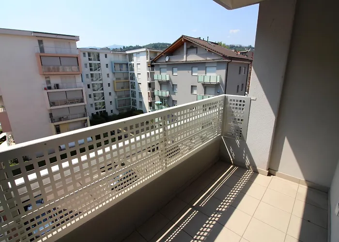 Apartment Santi Few Min From - Happy Lugano